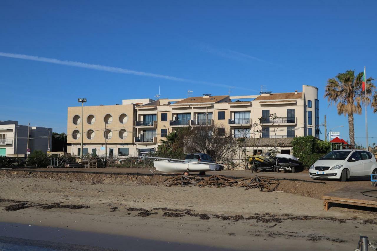 Hotel Celeste Marzamemi Exterior foto
